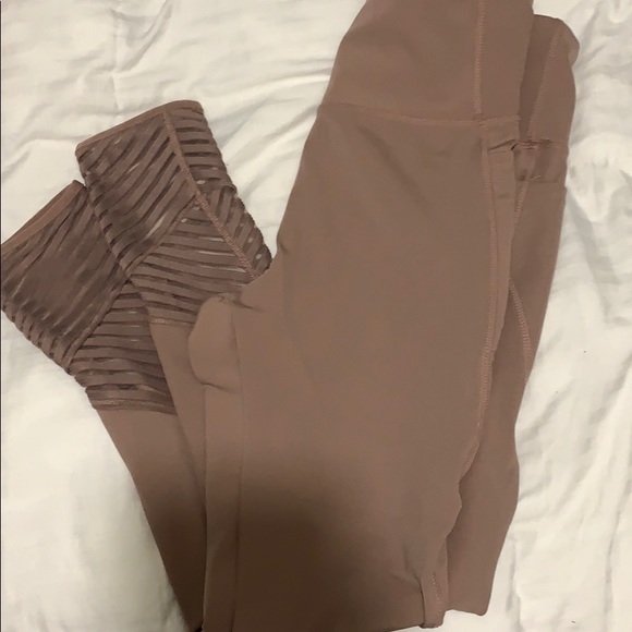 Size Large leggings - Picture 3 of 4